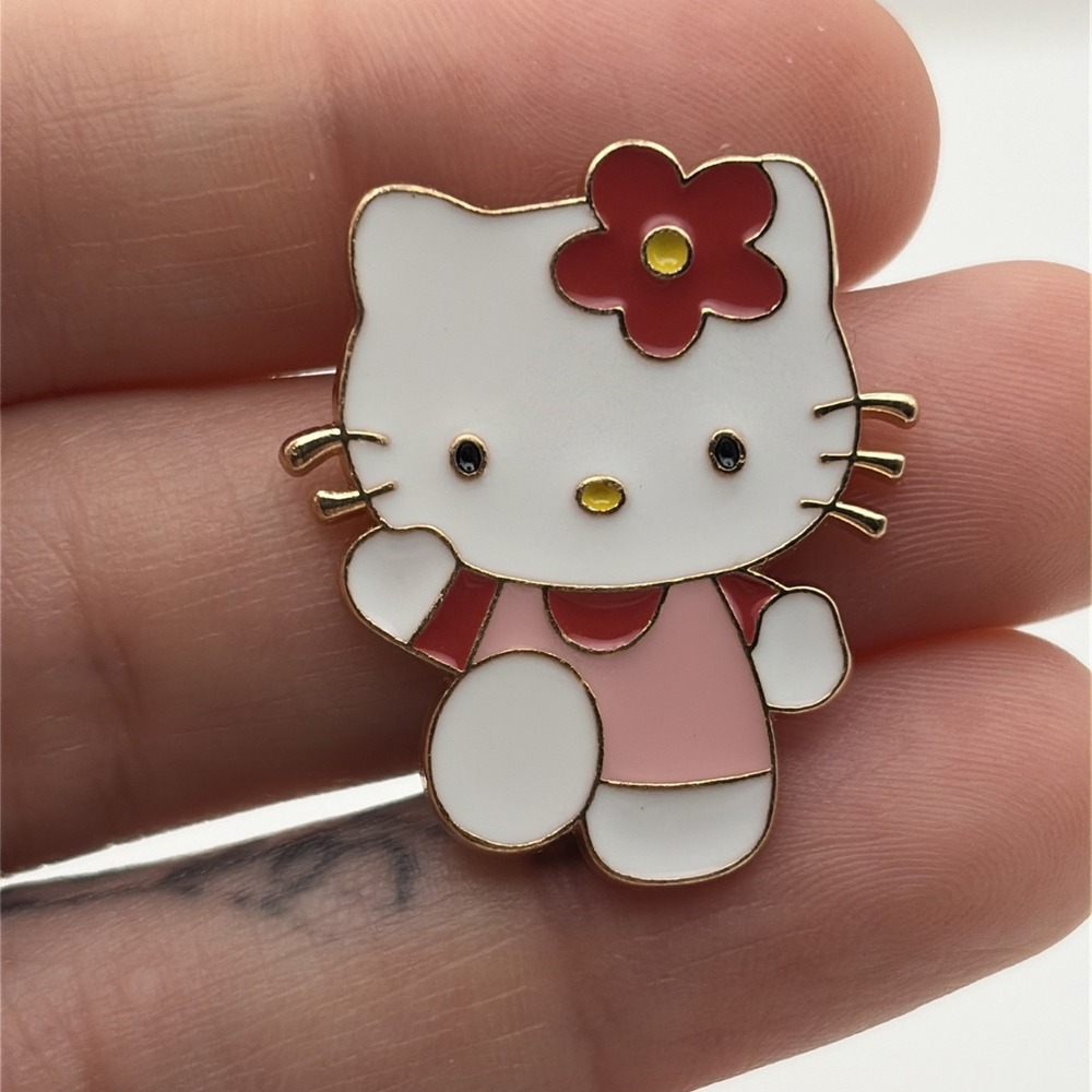 Sanrio Hello Kitty Running Cute Cartoon Lapel Hat Pin